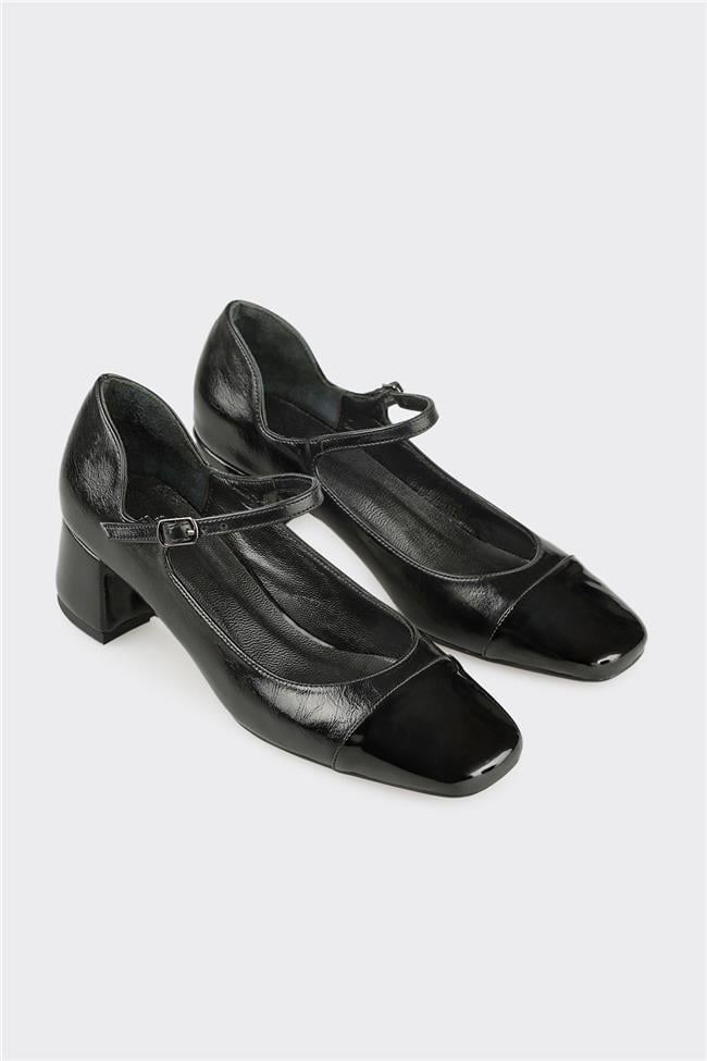Siyah Kadın Orta Topuk Ayakkabı