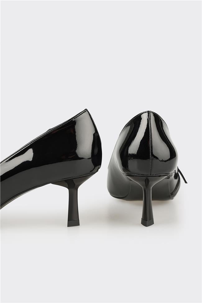 Siyah Kadın Orta Topuk Ayakkabı