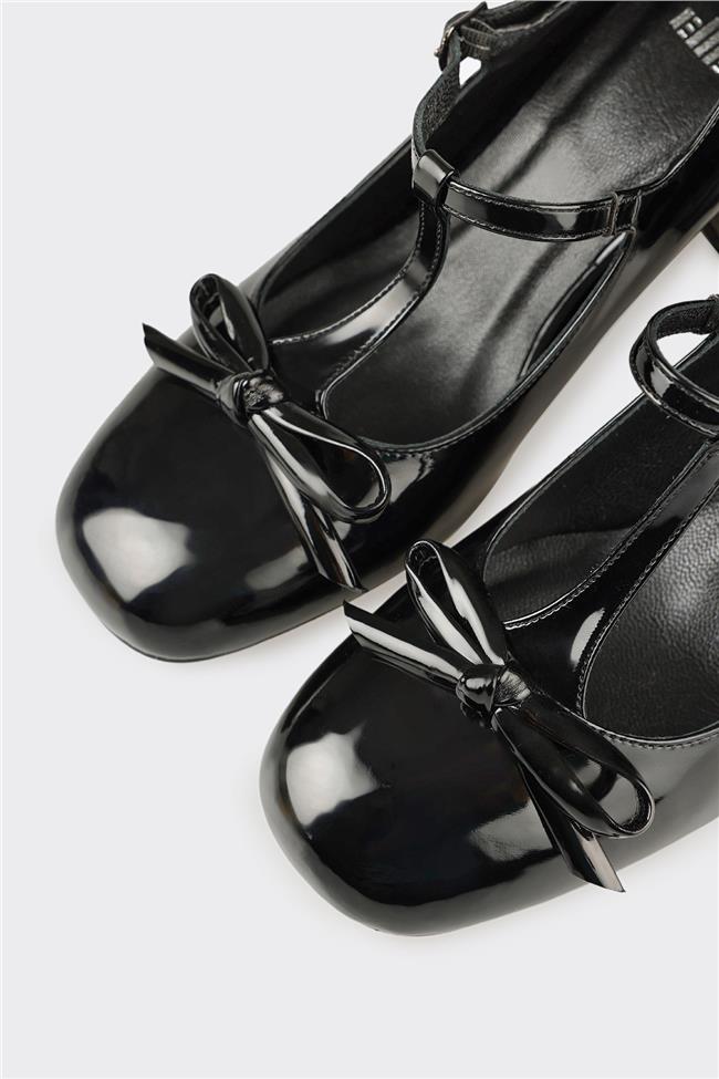 Siyah Kadın Orta Topuk Ayakkabı