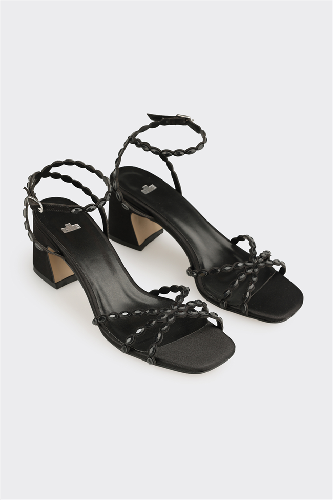 Siyah Kadın Orta Topuk Sandalet
