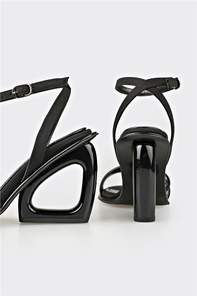 Siyah Kadın Sandalet