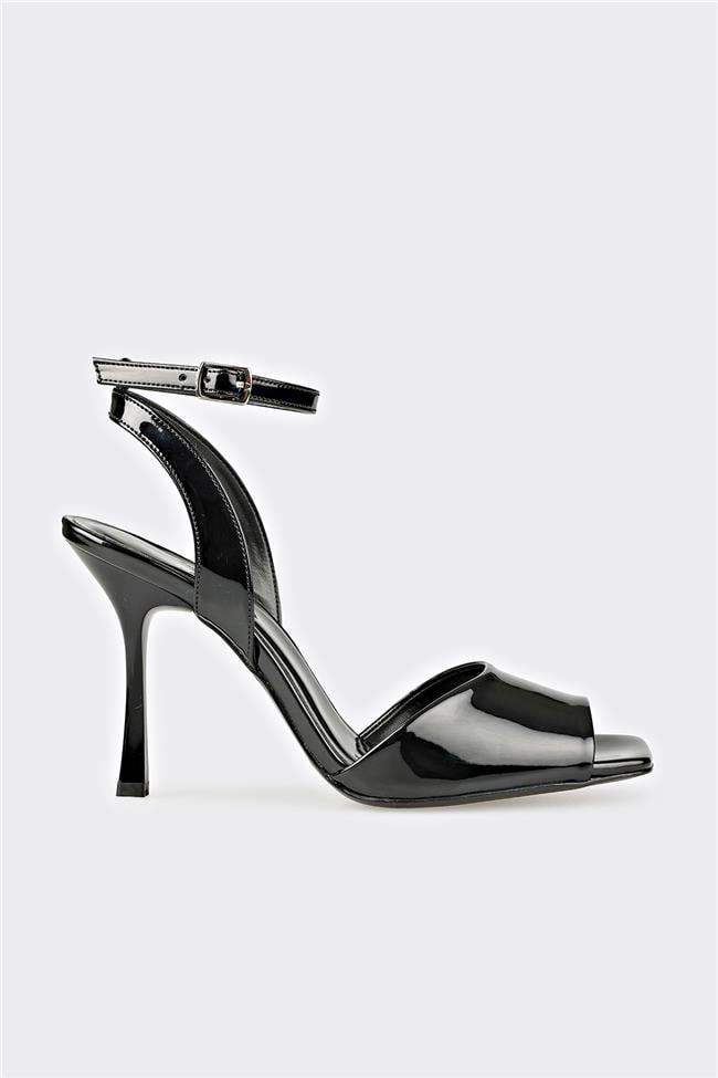 Siyah Kadın Sandalet