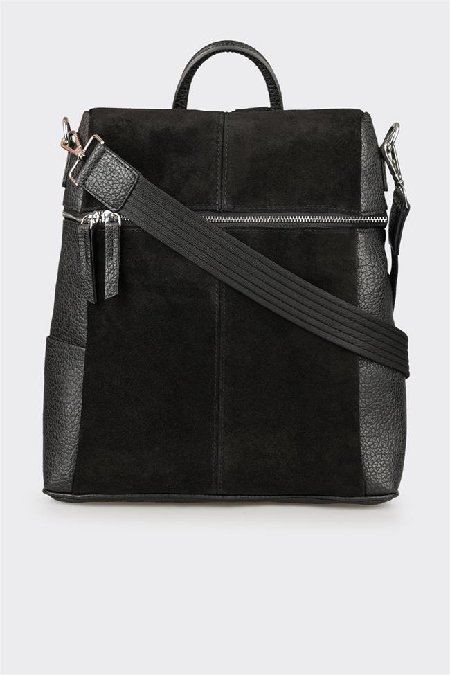 Siyah Kadın Sırt Çantası