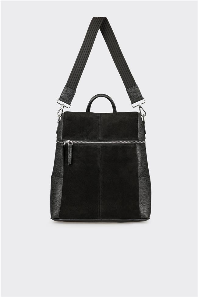 Siyah Kadın Sırt Çantası