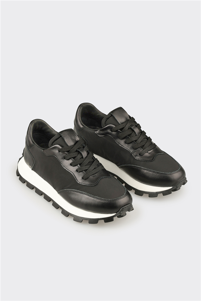 Siyah Kadın Spor Ayakkabı