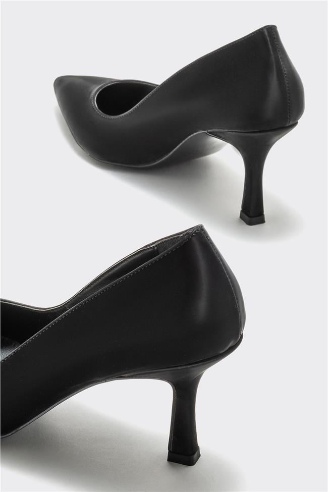 Siyah Kadın Stiletto