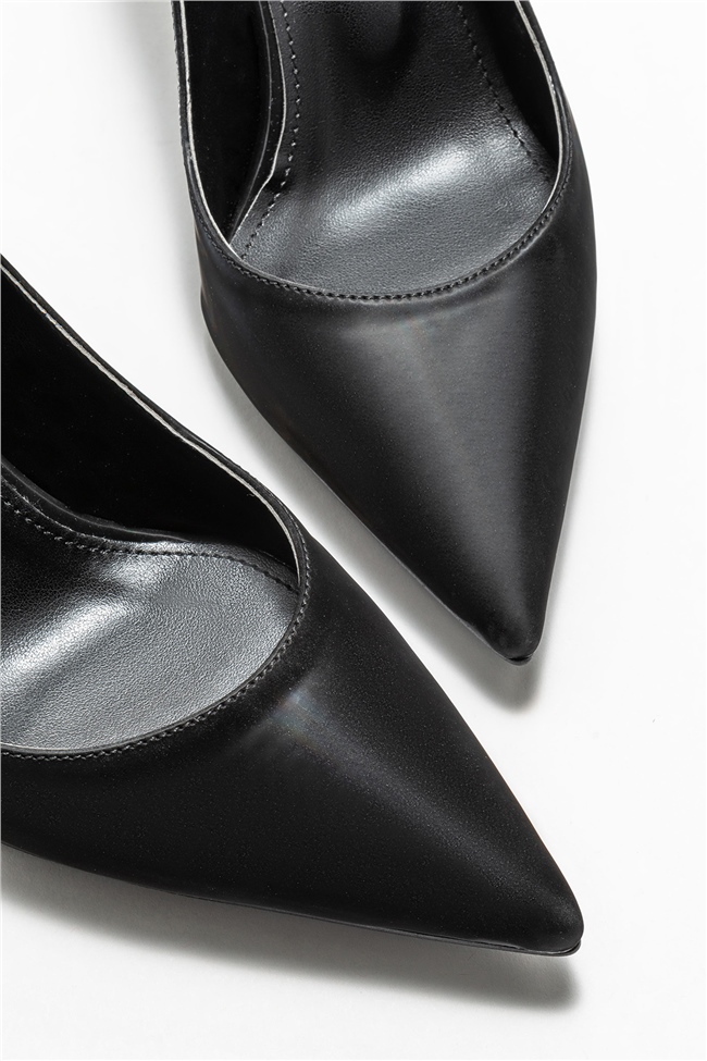 Siyah Kadın Stiletto