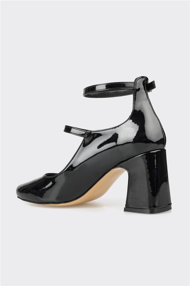 Siyah Kadın Topuklu Ayakkabı