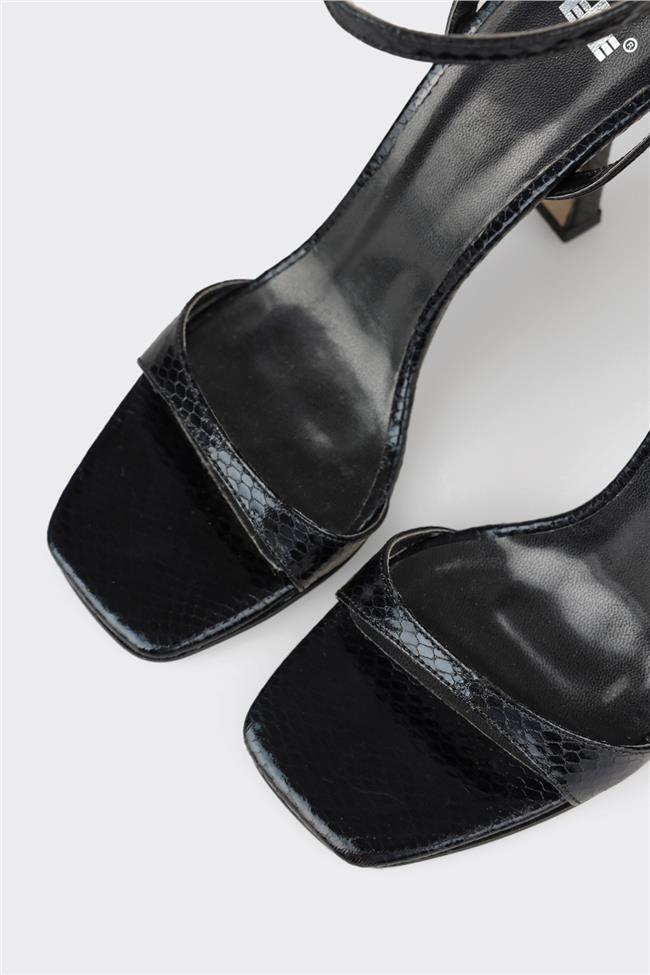 Siyah Kadın Topuklu Sandalet