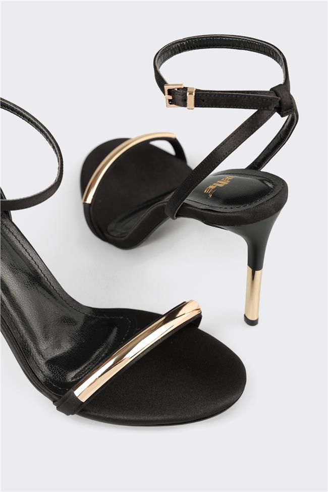 Siyah Kadın Topuklu Sandalet