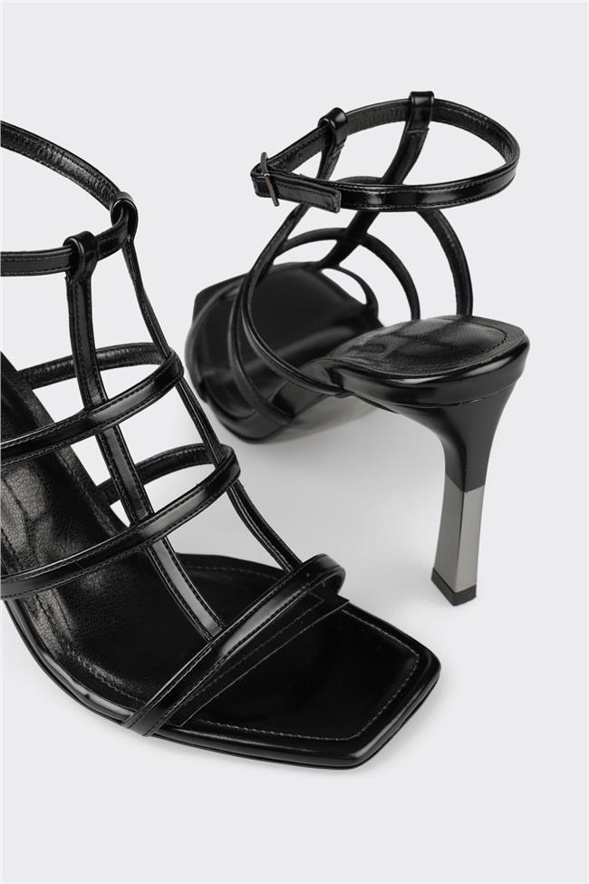Siyah Kadın Topuklu Sandalet