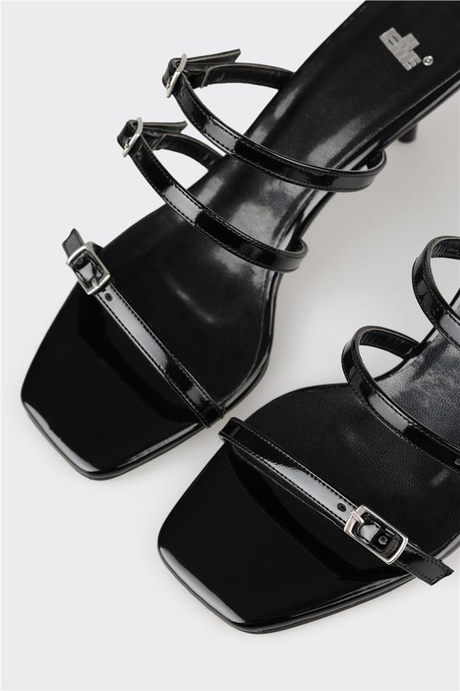 Siyah Kadın Topuklu Terlik