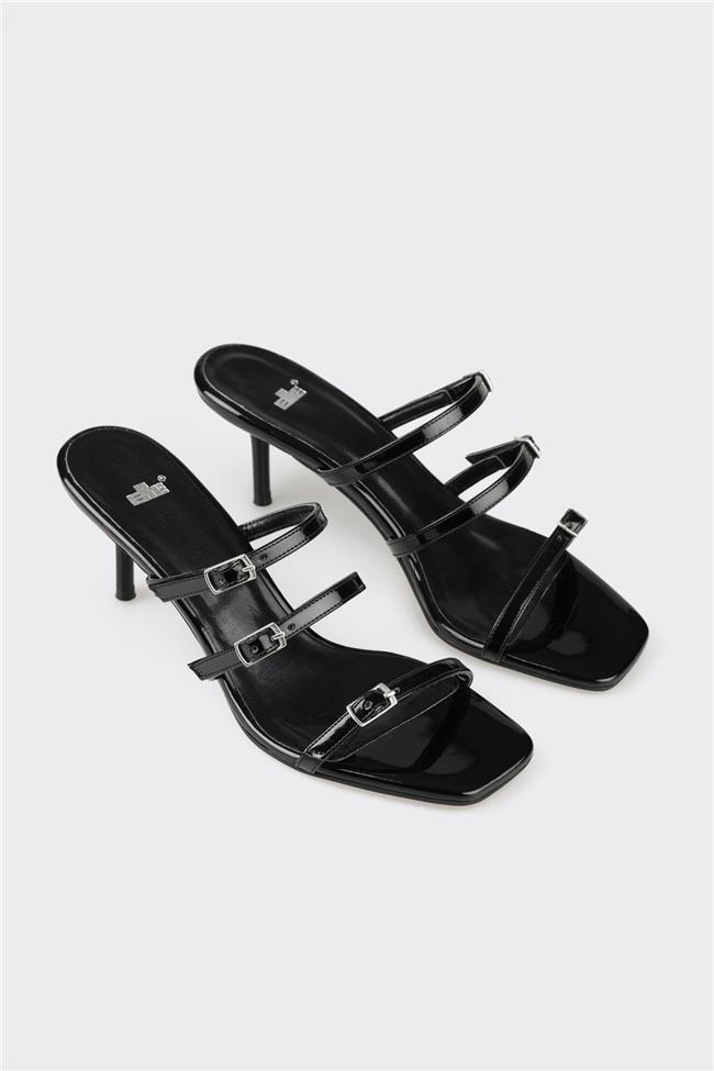 Siyah Kadın Topuklu Terlik