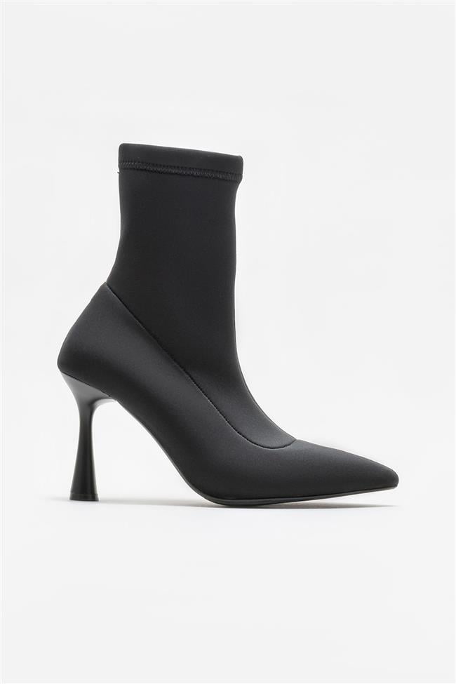 Siyah Kadın Yüksek Topuk Bot
