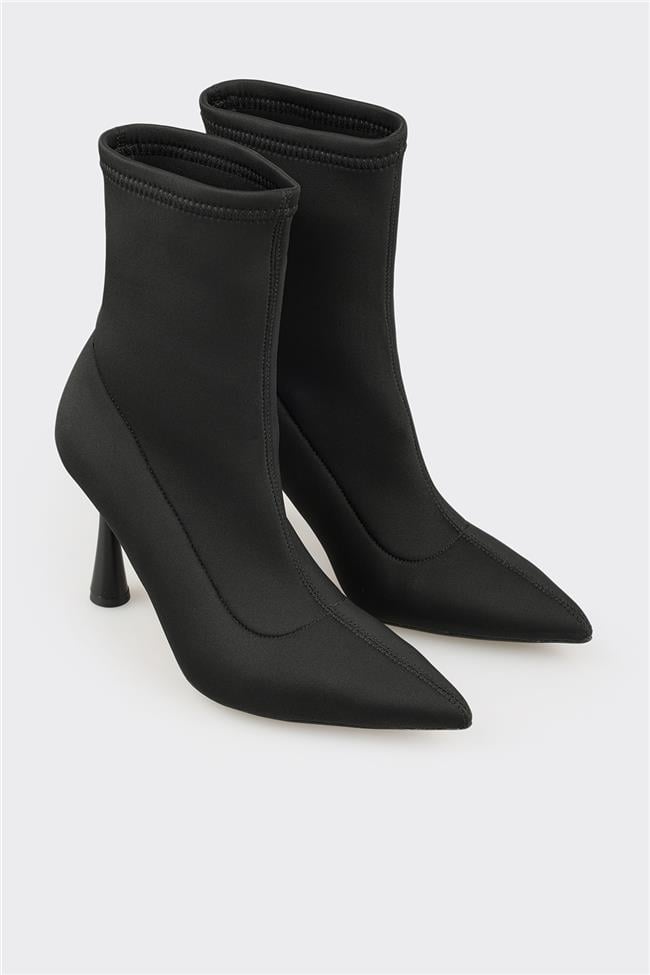 Siyah Kadın Yüksek Topuk Bot