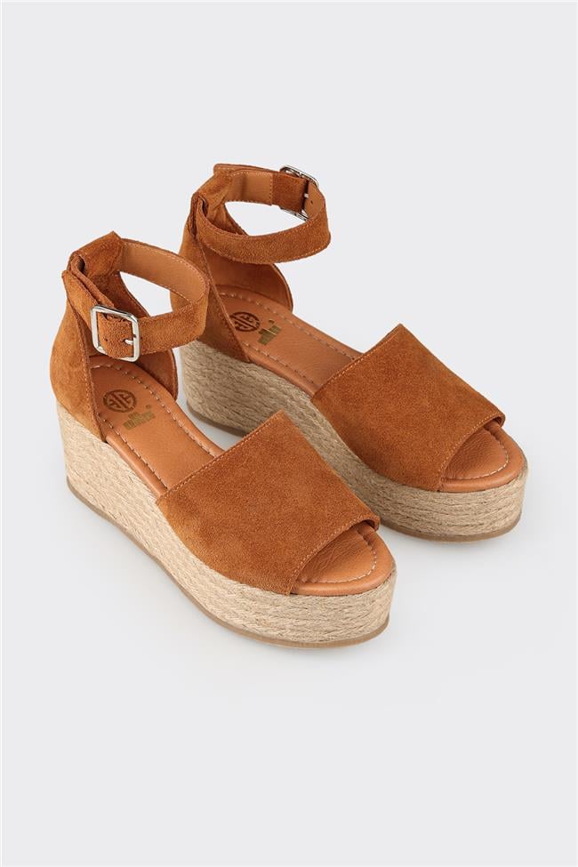 Taba Deri Kadın Dolgu Topuklu Sandalet