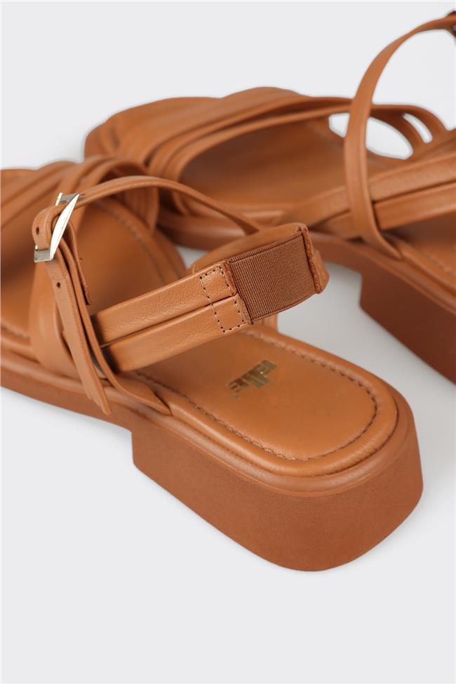 Taba Deri Kadın Düz Sandalet