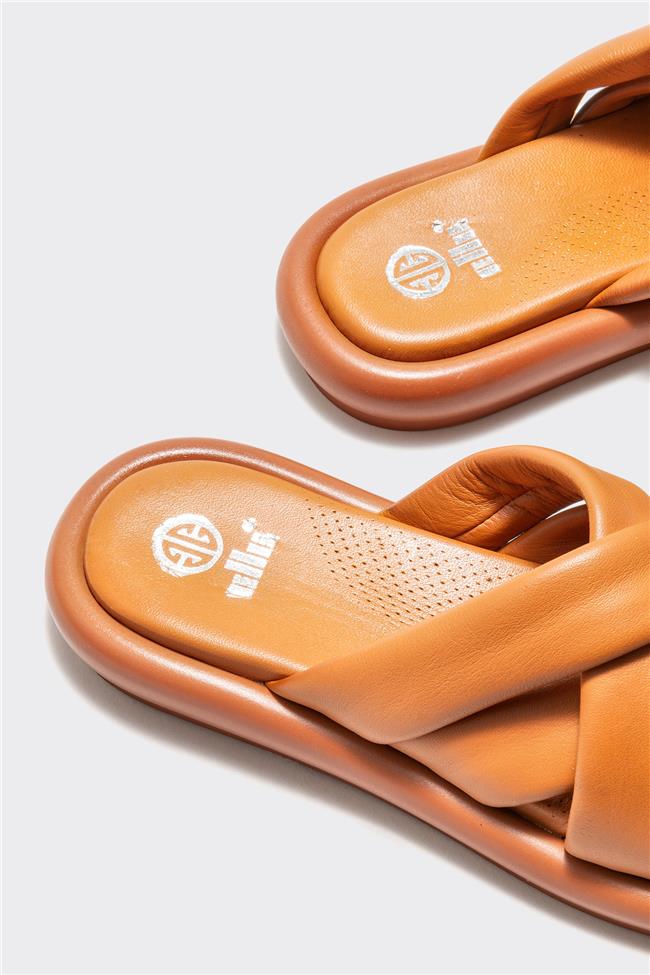 Taba Deri Kadın Terlik