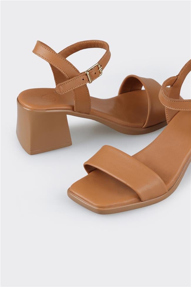 Taba Deri Kadın Topuklu Sandalet