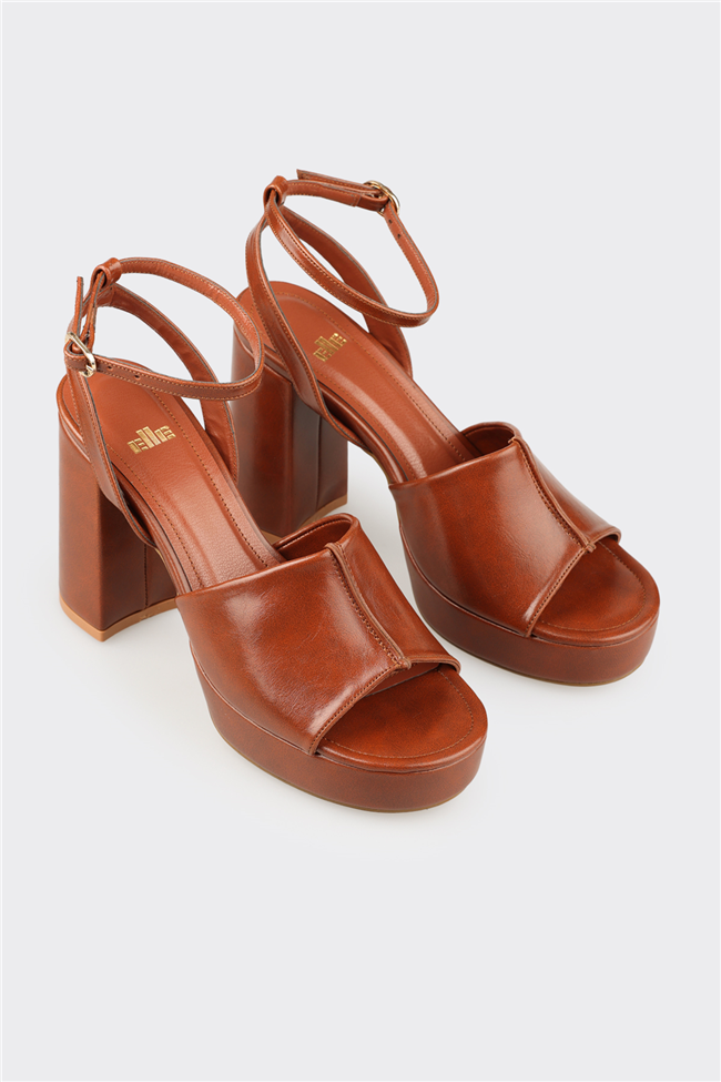 Taba Kadın Yüksek Topuk Sandalet