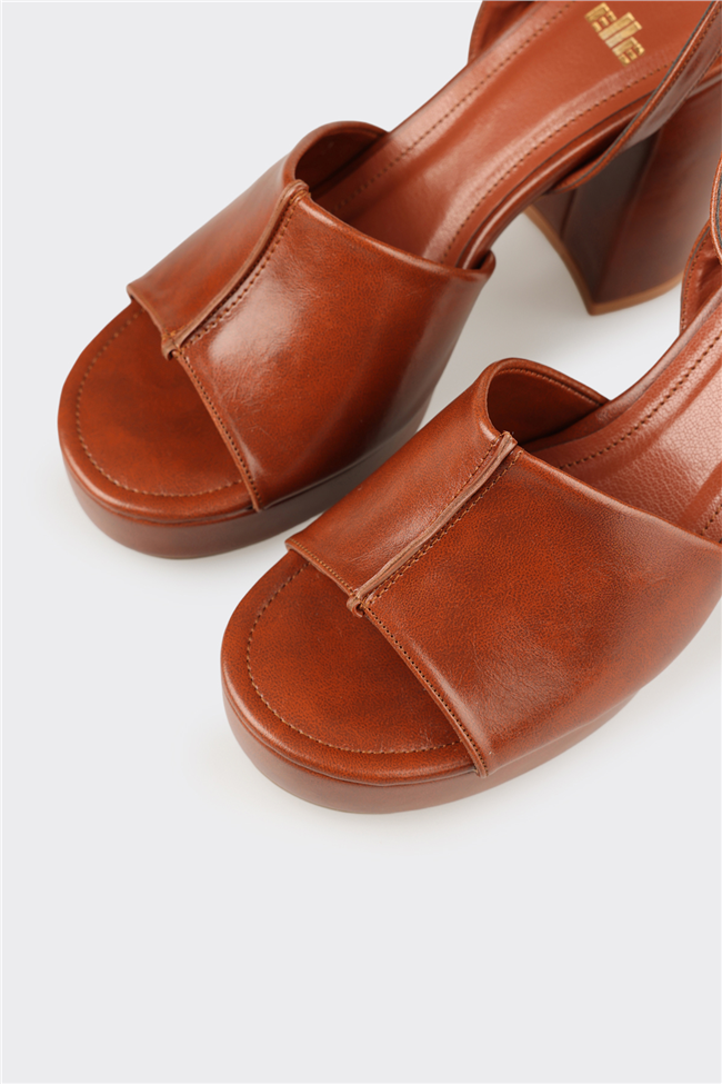 Taba Kadın Yüksek Topuk Sandalet