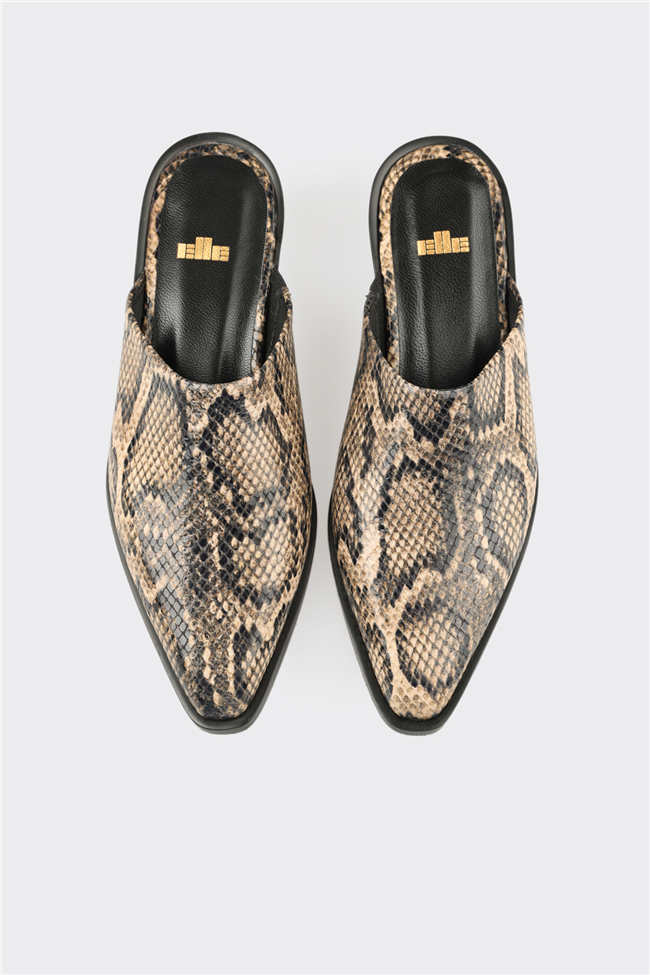 Vizon Deri Kadın Terlik