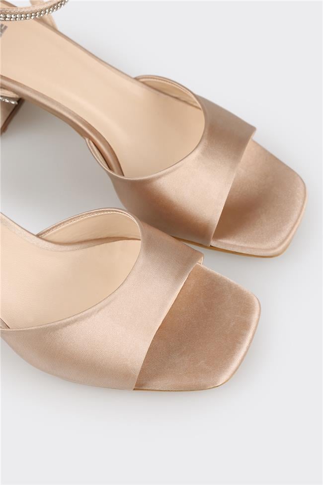 Vizon Kadın Topuklu Sandalet