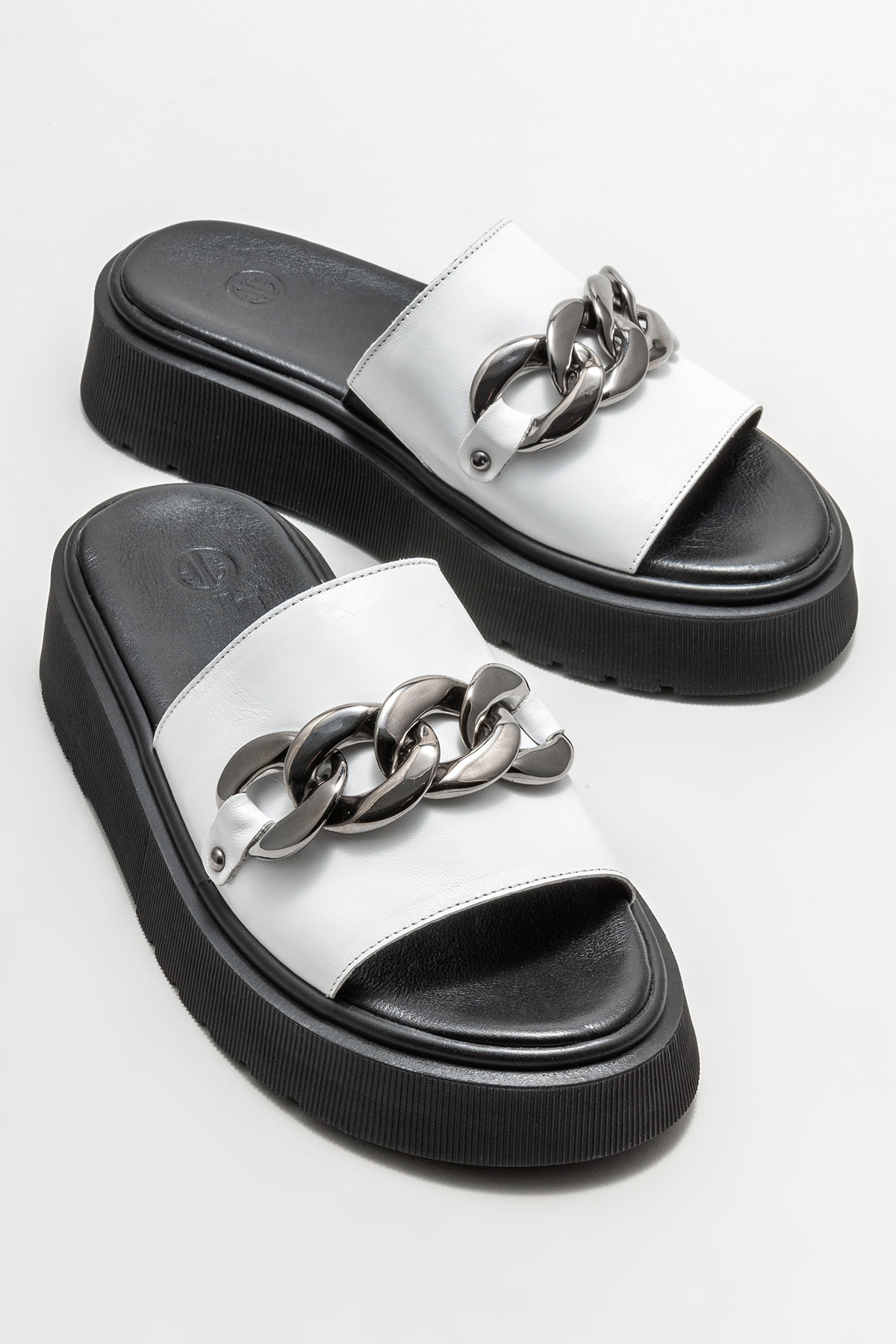 Beyaz Deri Kadın Dolgu Topuklu Terlik Satın Al! CHANTEL-02 Fiyatı | Elle  Shoes