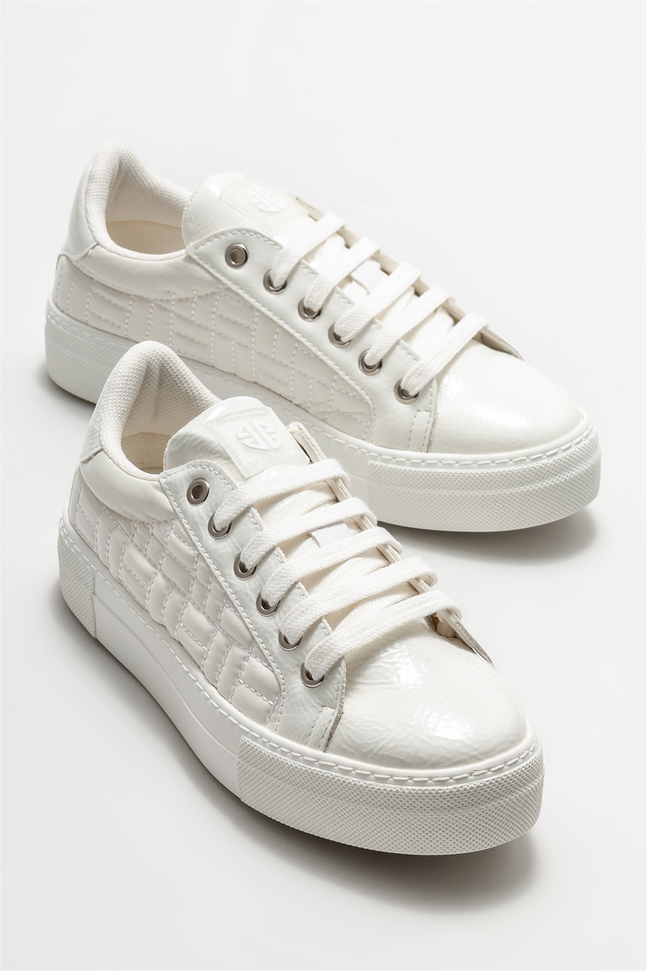Beyaz Kadın Spor Ayakkabı Satın Al! DEONNE-2-02 Fiyatı | Elle Shoes