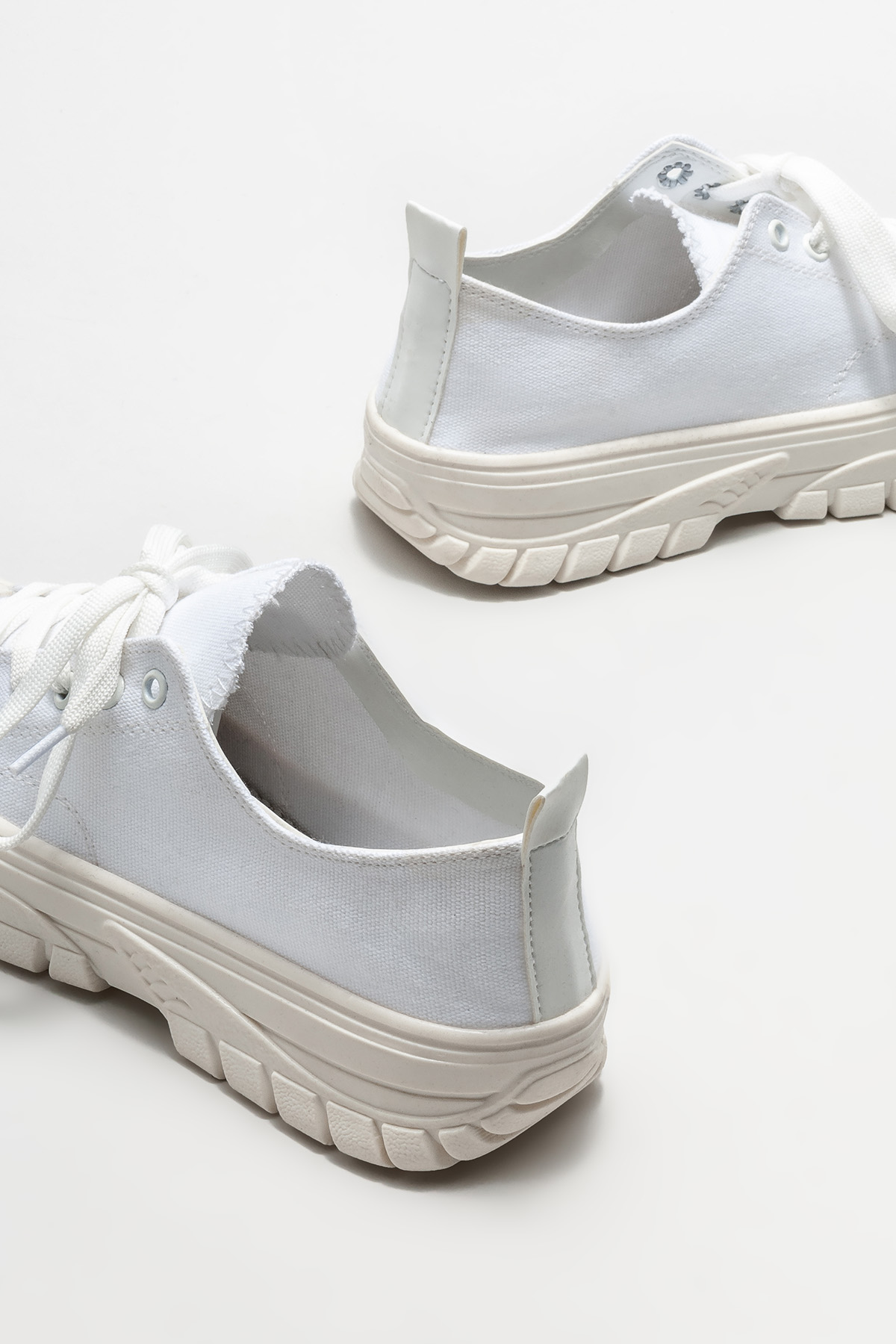 Beyaz Kadın Spor Ayakkabı Satın Al! LEANNA-02 Fiyatı | Elle Shoes