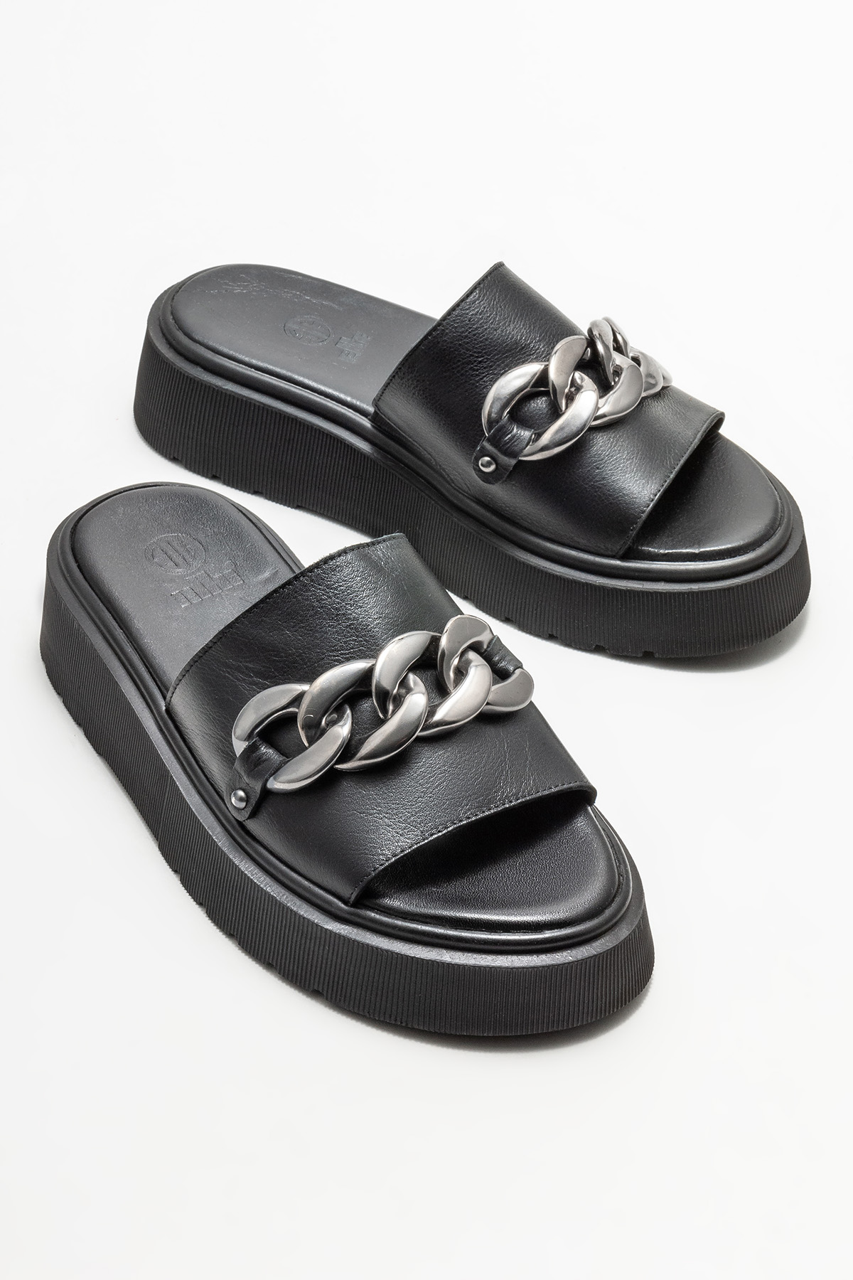 Siyah Deri Kadın Dolgu Topuklu Terlik Satın Al! CHANTEL-01 Fiyatı | Elle  Shoes