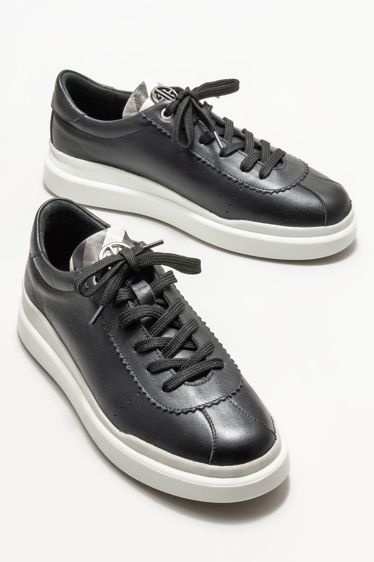 Siyah Deri Kadın Spor Ayakkabı Satın Al! IDUNA-01 Fiyatı | Elle Shoes
