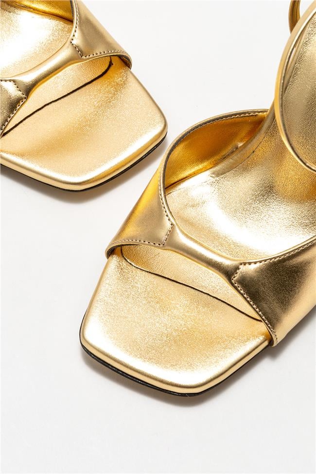 Gold Kadın Topuklu Sandalet