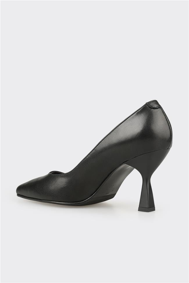 Siyah Deri Kadın Stiletto