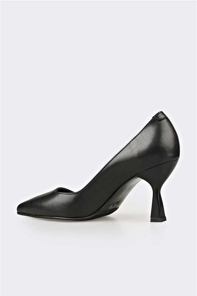 Siyah Deri Kadın Stiletto
