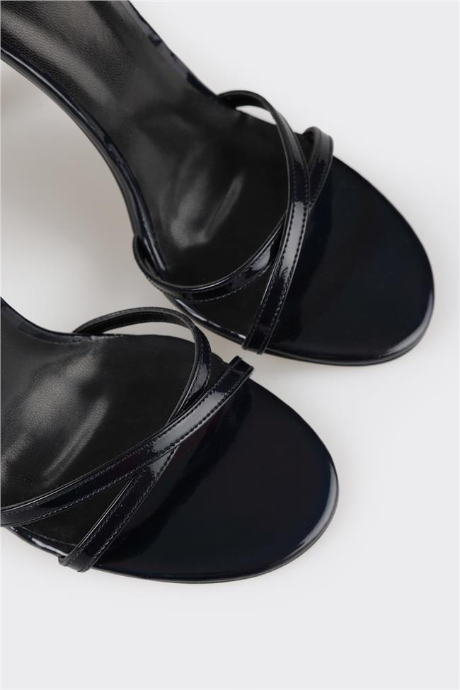 Siyah Kadın Topuklu Sandalet
