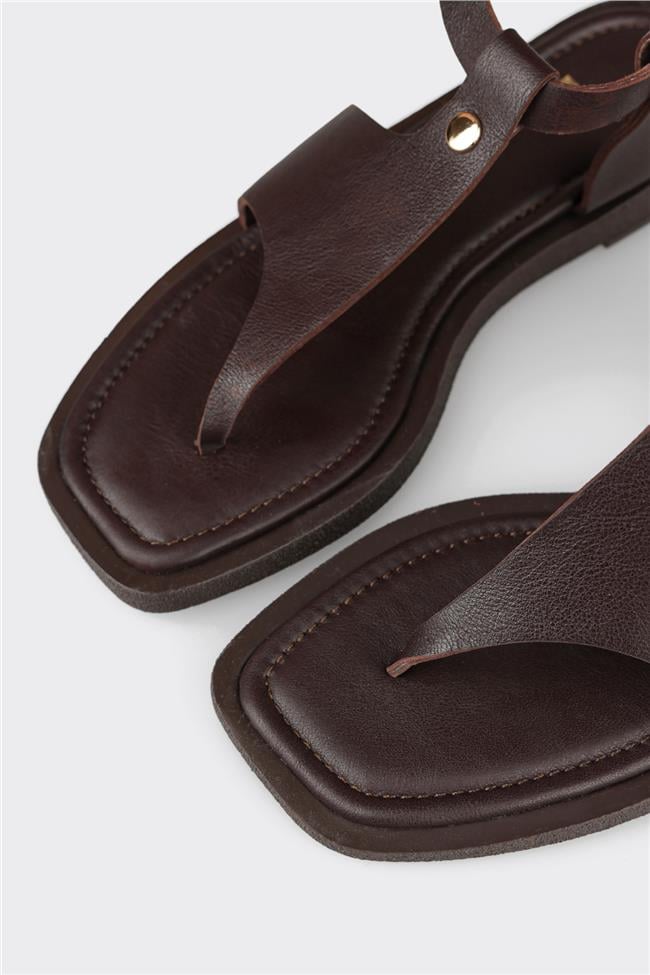 Kahve Deri Kadın Parmak Arası Sandalet