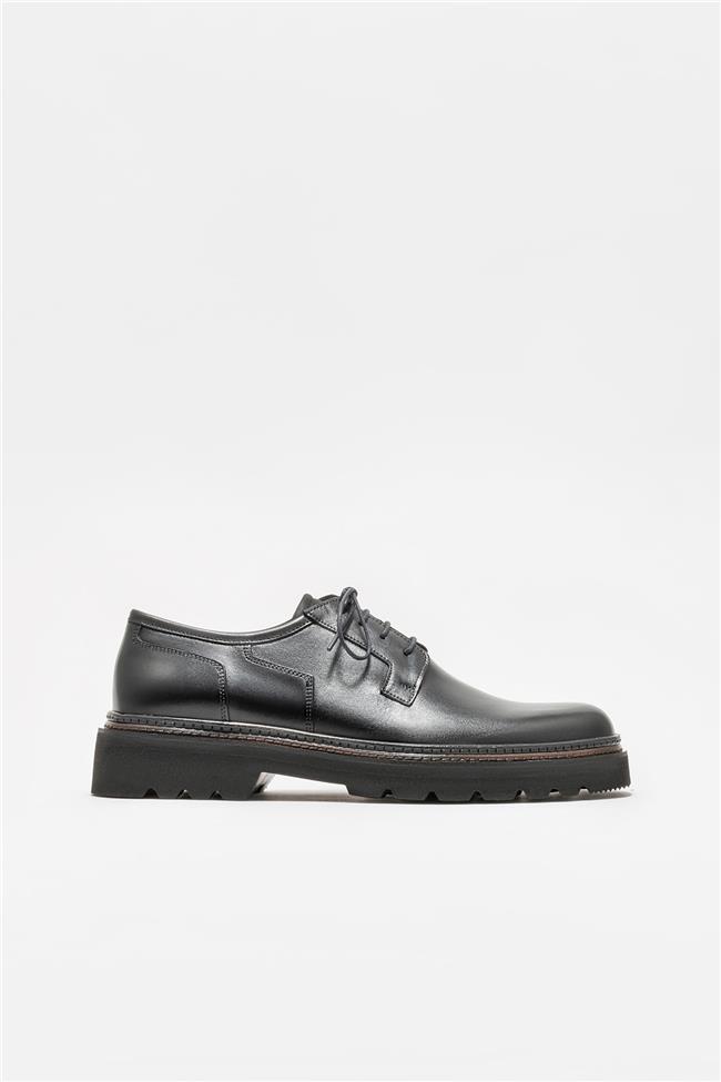 Siyah Deri Erkek Günlük Ayakkabı

(CLEVE-S-01)