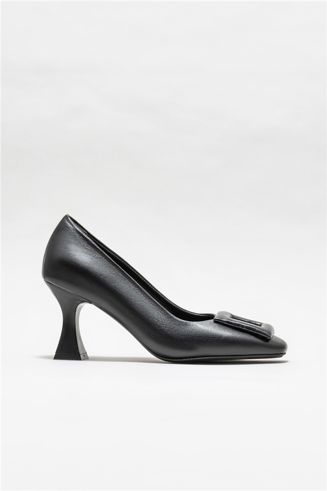 Siyah Deri Kadın Topuklu Ayakkabı