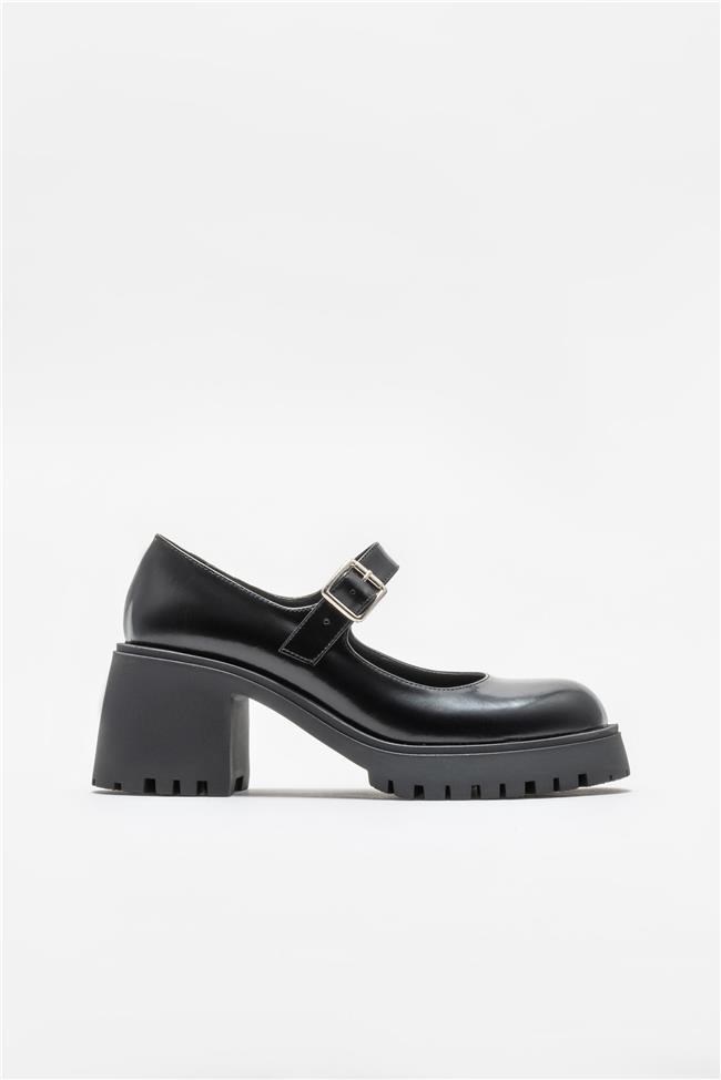 Siyah Deri Kadın Topuklu Ayakkabı

(HEKUDA-01)