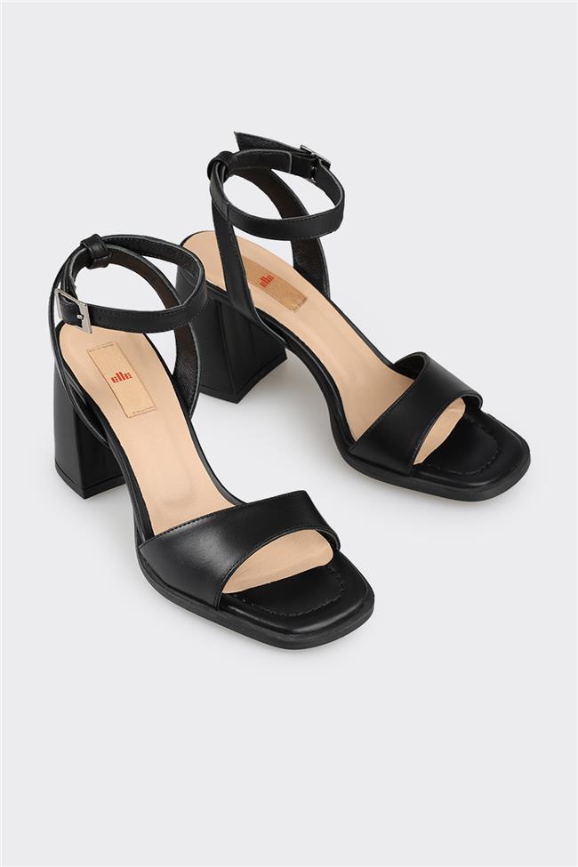 Siyah Deri Kadın Topuklu Sandalet