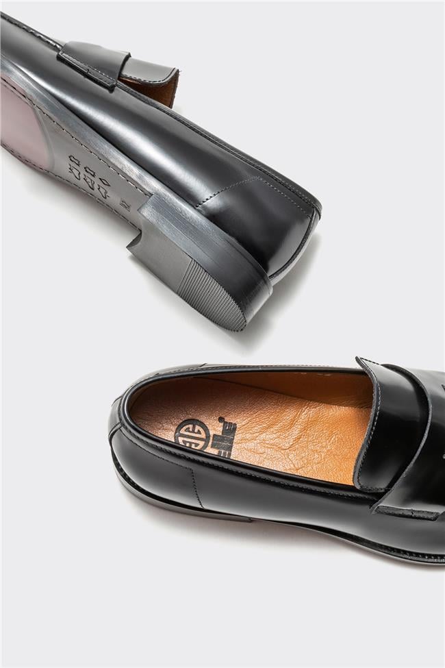 Siyah Deri Klasik Erkek Ayakkabı