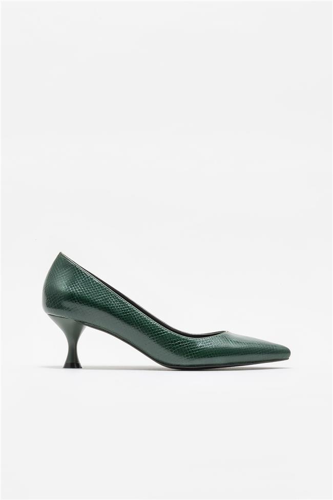 Yeşil Kadın Stiletto