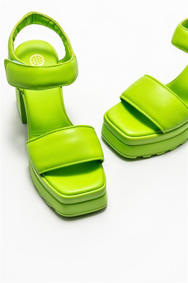 Yeşil Deri Kadın Topuklu Sandalet