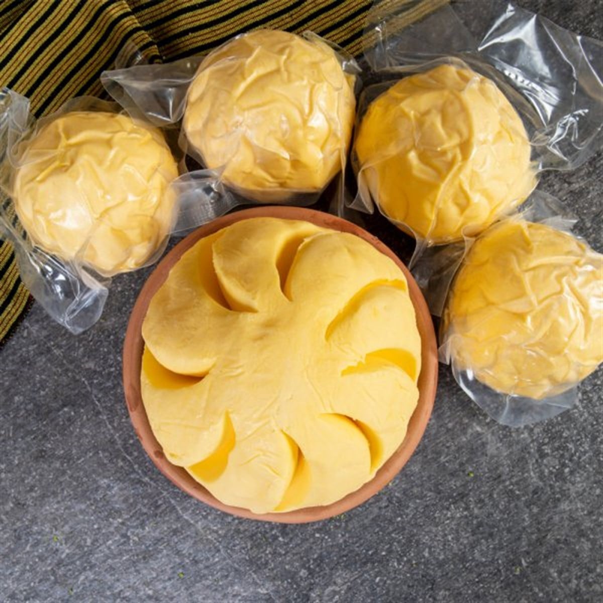İskenderoğlu Köy Tereyağı 1 Kg