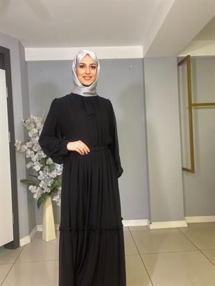 JAMİLA SARAH ÖNÜ BÜZGÜLÜ FIRFIRLI ŞİFON ELBİSE