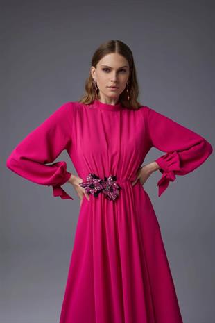 JAMİLA SARAH ÖNÜ ŞİFONLU ÇİÇEK APLİKLİ TULUM