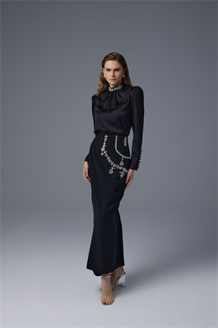 JAMİLA SARAH TAŞ İŞLEMELİ KREP KALEM ETEK