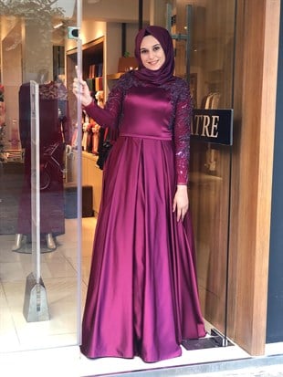 KENZEL BÜYÜK BEDEN KOLLARI TAŞ İŞLEMELİ SATEN ABİYE