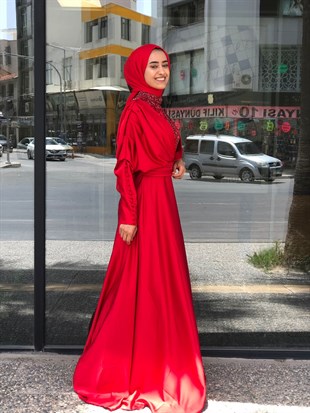 KENZEL SATEN  YAKA VE GÖĞSÜ TAŞ İŞLEMELİ EVENING DRESS